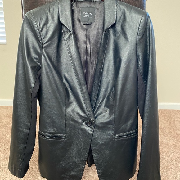 Cute leather blazer - Picture 1 of 2